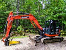 KUBOAT KX80 EXCAVATOR W-HAMMER RENT IT