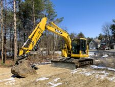 KOMATSU PC138 W/ BLADE